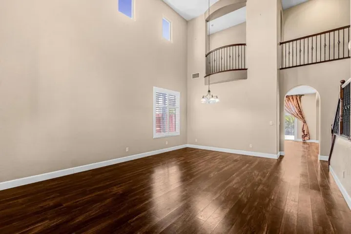 7113 E Garland Avenue, Fresno, California 93737