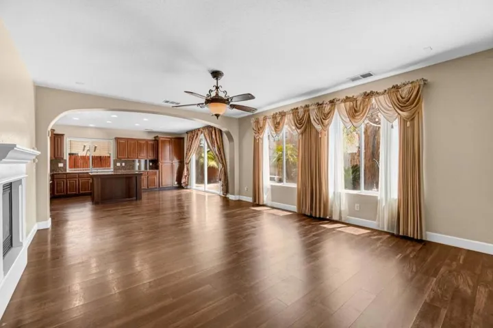 7113 E Garland Avenue, Fresno, California 93737