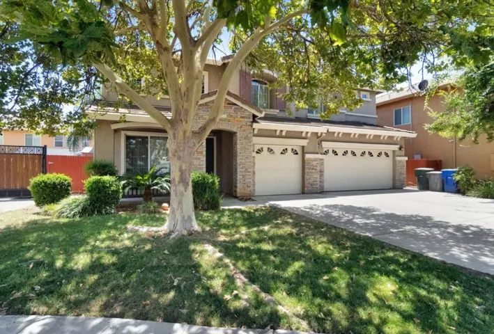 7113 E Garland Avenue, Fresno, California 93737