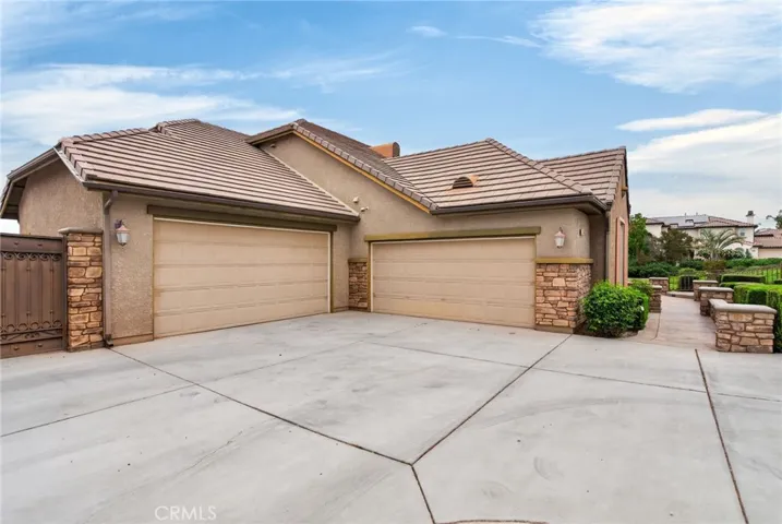 16885 Cramer, Riverside, California 92504