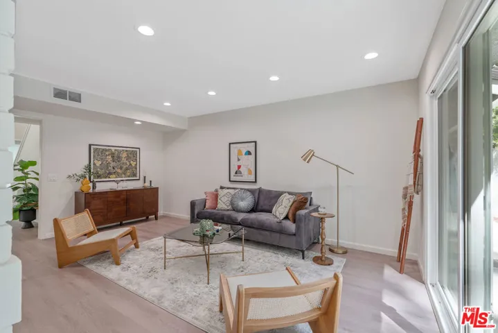 Den/Great Room