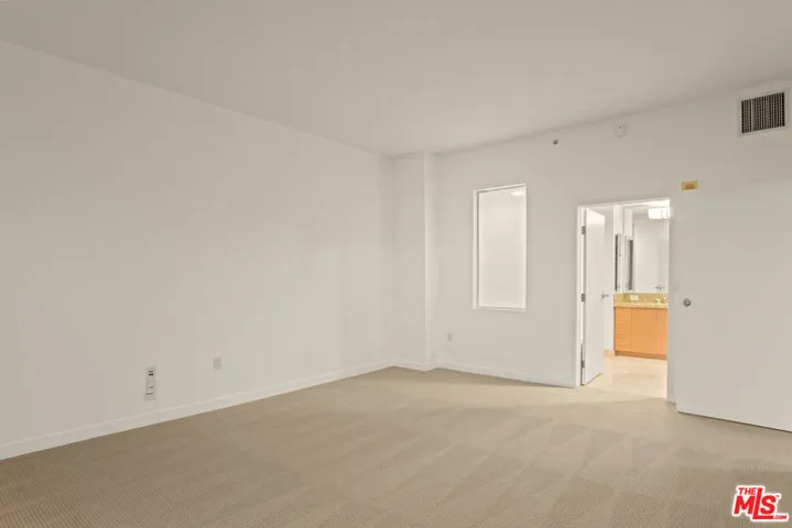 13700 Marina Pointe Drive 1801, Marina Del Rey, California 90292