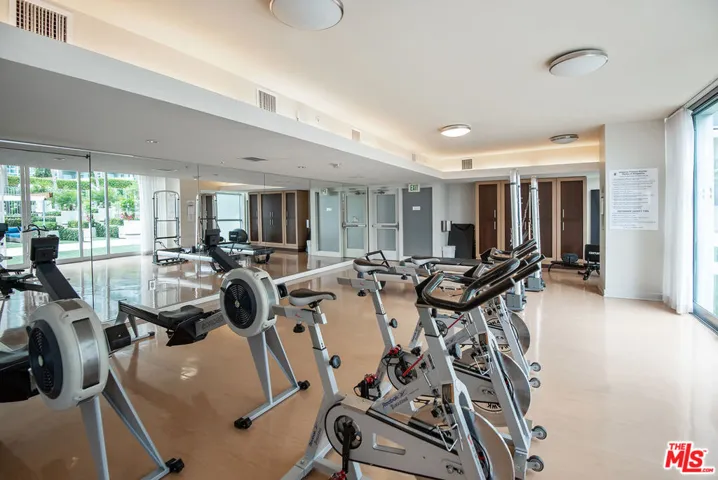 13700 Marina Pointe Drive 1801, Marina Del Rey, California 90292