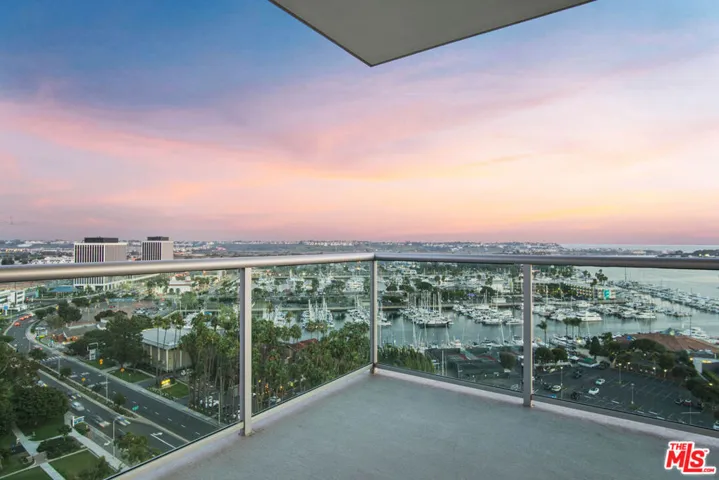 13700 Marina Pointe Drive 1801, Marina Del Rey, California 90292