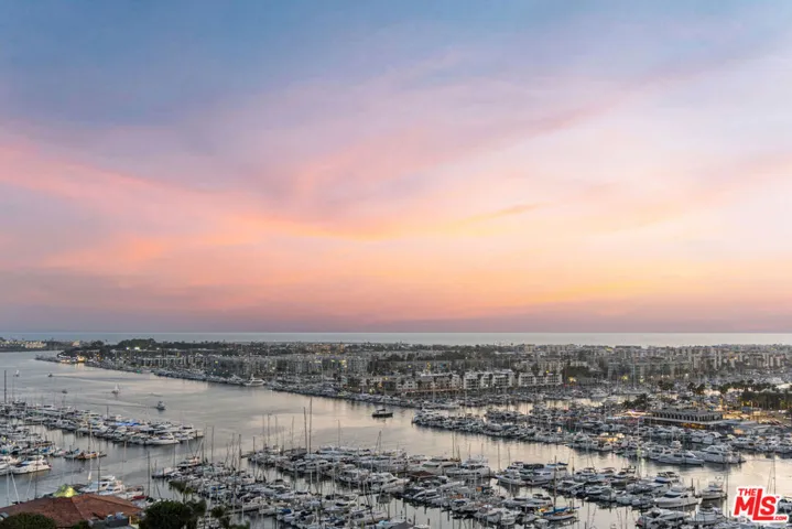 13700 Marina Pointe Drive 1801, Marina Del Rey, California 90292
