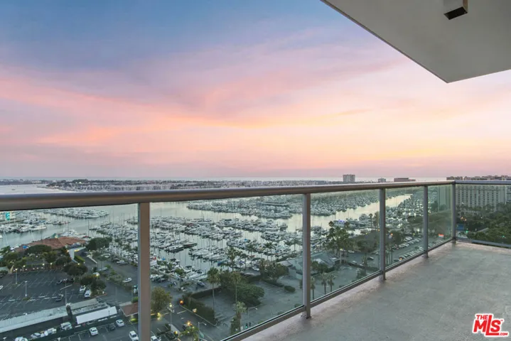13700 Marina Pointe Drive 1801, Marina Del Rey, California 90292