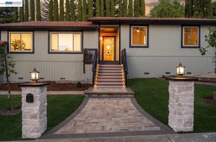 1084 Jamie Dr, Concord, California 94518