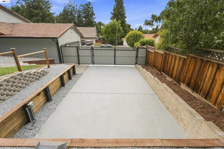 1084 Jamie Dr, Concord, California 94518