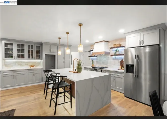 1084 Jamie Dr, Concord, California 94518