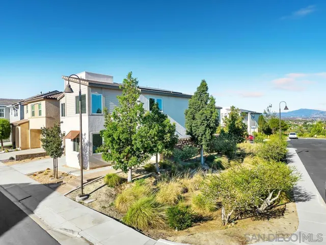 8507 Yucca Street, Santee, California 92071