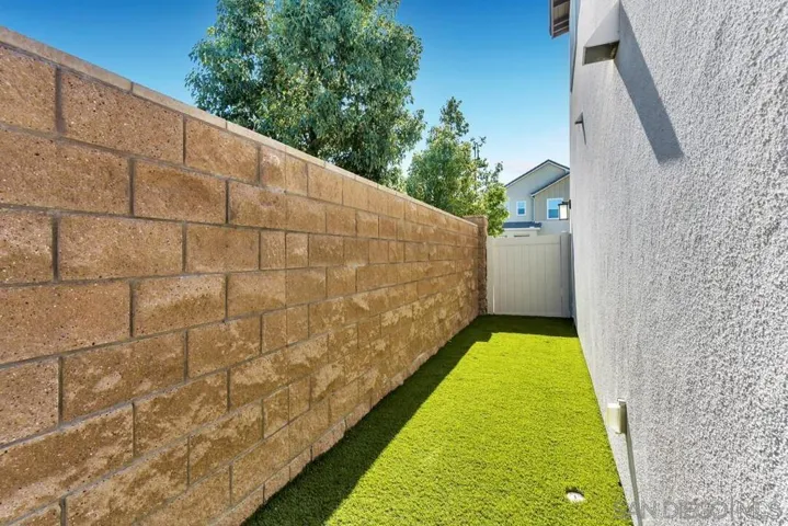 8507 Yucca Street, Santee, California 92071