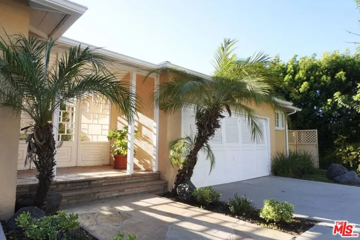 951 Masselin Avenue, Los Angeles, California 90036