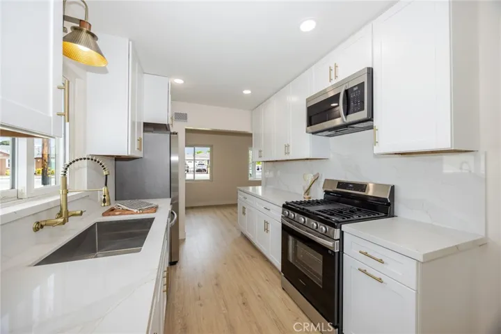 5383 Palo Verde, Montclair, California 91763