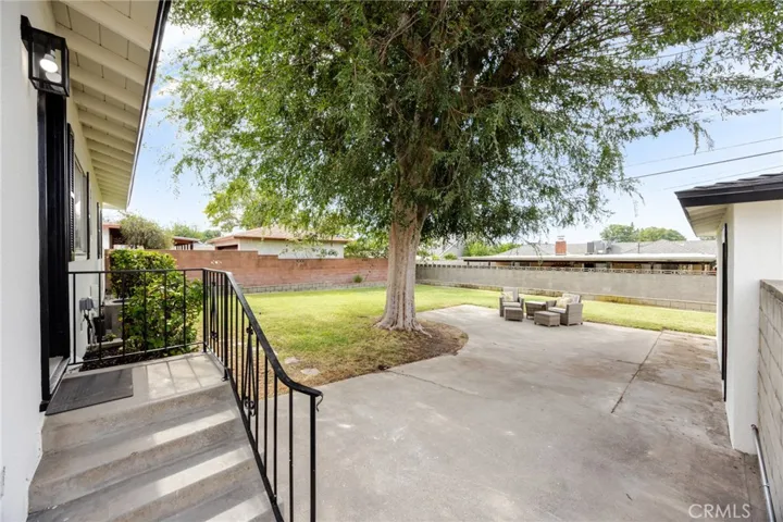 5383 Palo Verde, Montclair, California 91763
