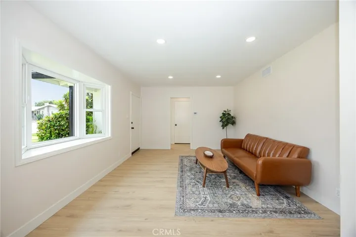 5383 Palo Verde, Montclair, California 91763