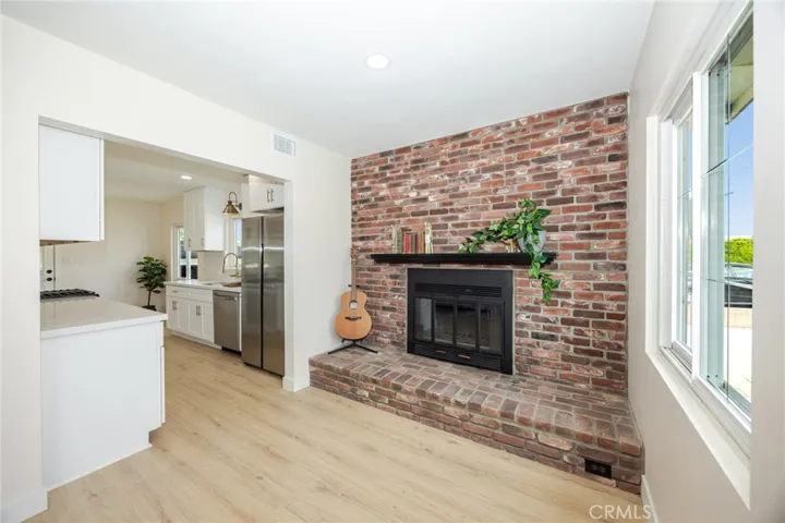 5383 Palo Verde, Montclair, California 91763