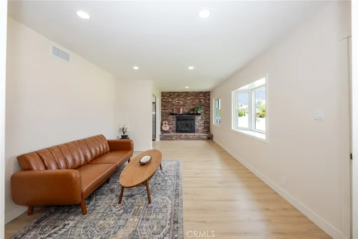 5383 Palo Verde, Montclair, California 91763