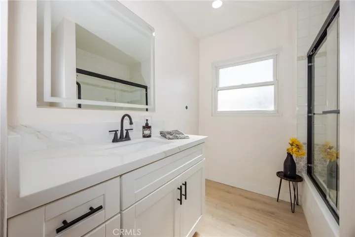 5383 Palo Verde, Montclair, California 91763