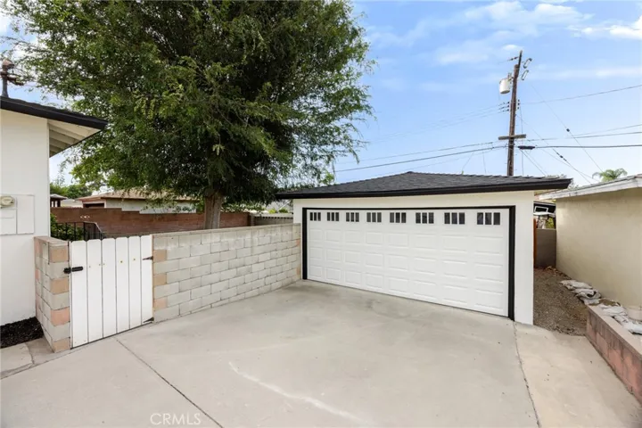 5383 Palo Verde, Montclair, California 91763