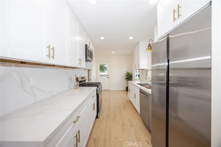 5383 Palo Verde, Montclair, California 91763