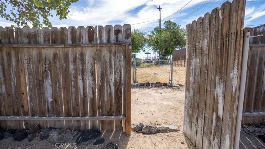 717 Belinda, Barstow, California 92311