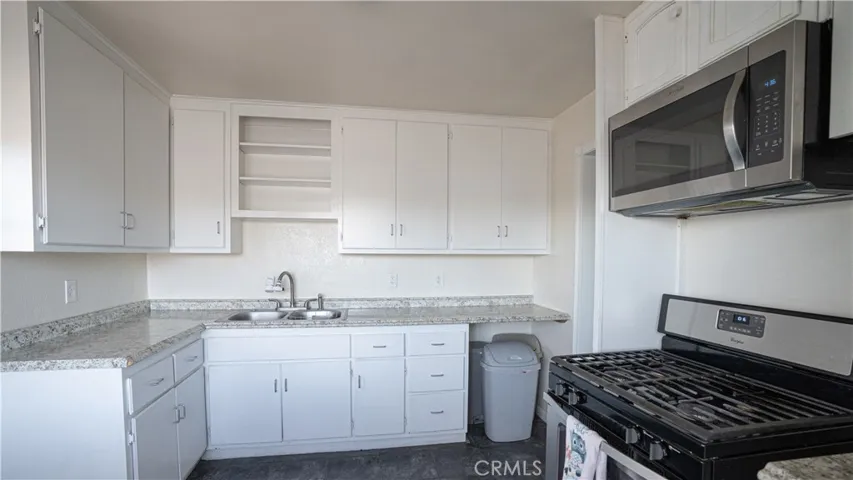 717 Belinda, Barstow, California 92311