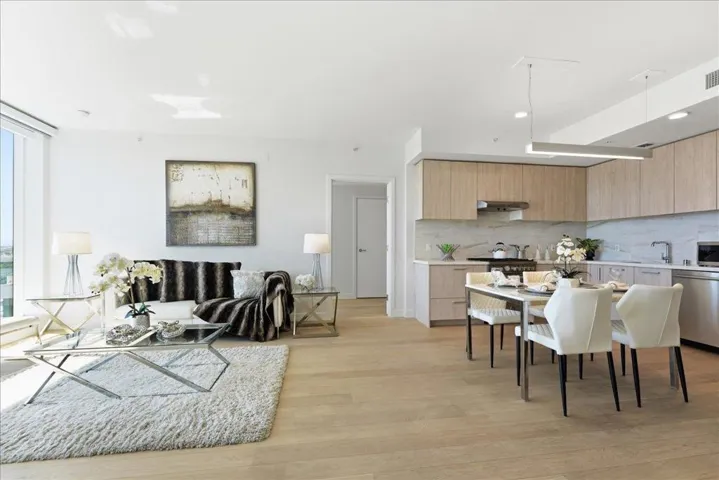 188 W St James Street 11204, San Jose, California 95110