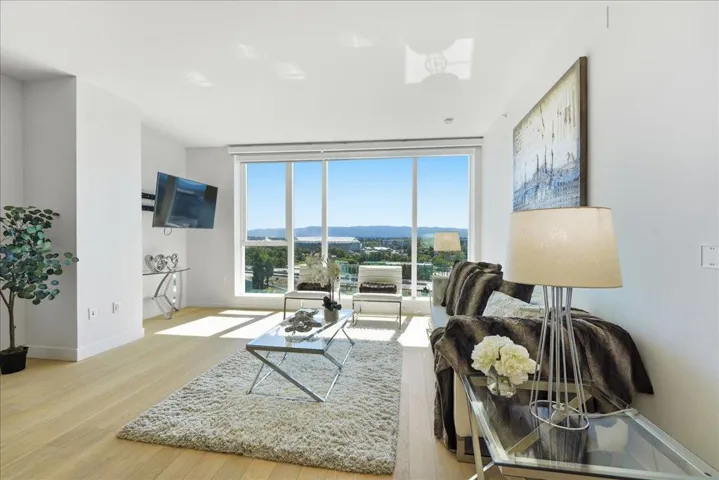 188 W St James Street 11204, San Jose, California 95110