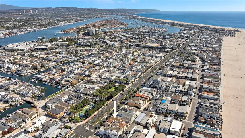 3709 W Balboa, Newport Beach, California 92663