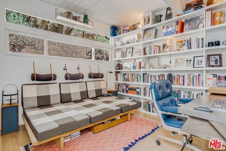 7979 Willow Glen Road, Los Angeles, California 90046