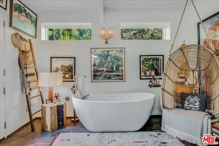 7979 Willow Glen Road, Los Angeles, California 90046