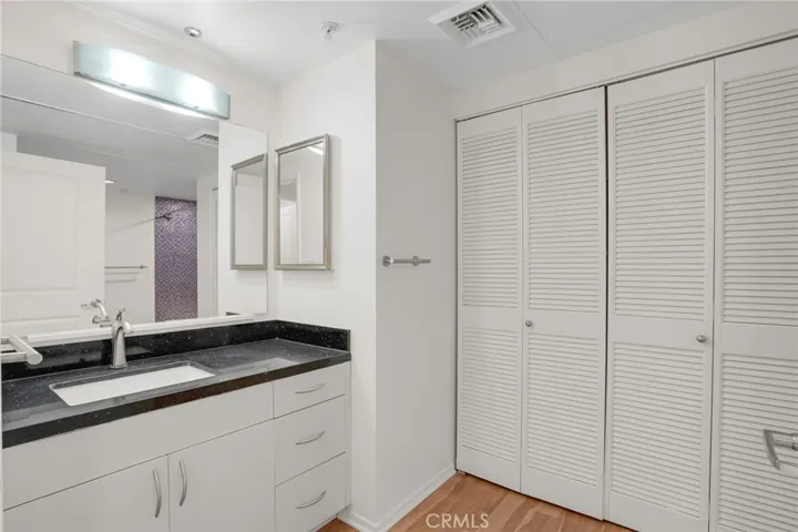 267 S San Pedro 217, Los Angeles, California 90012