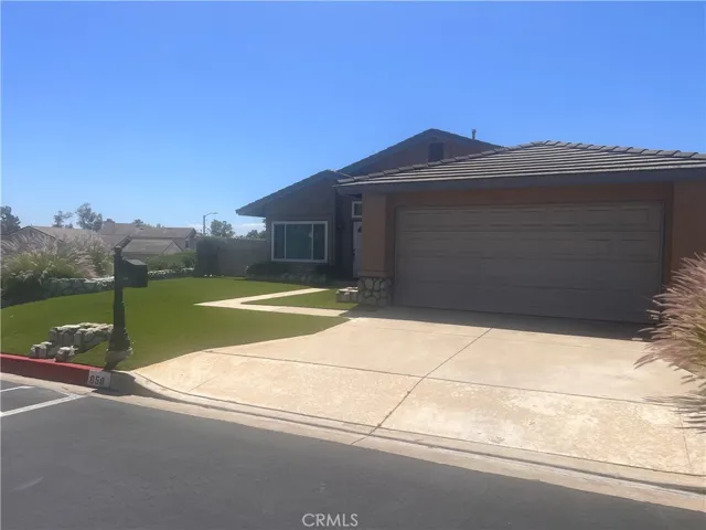 958 Falcon View, Upland, California 91784