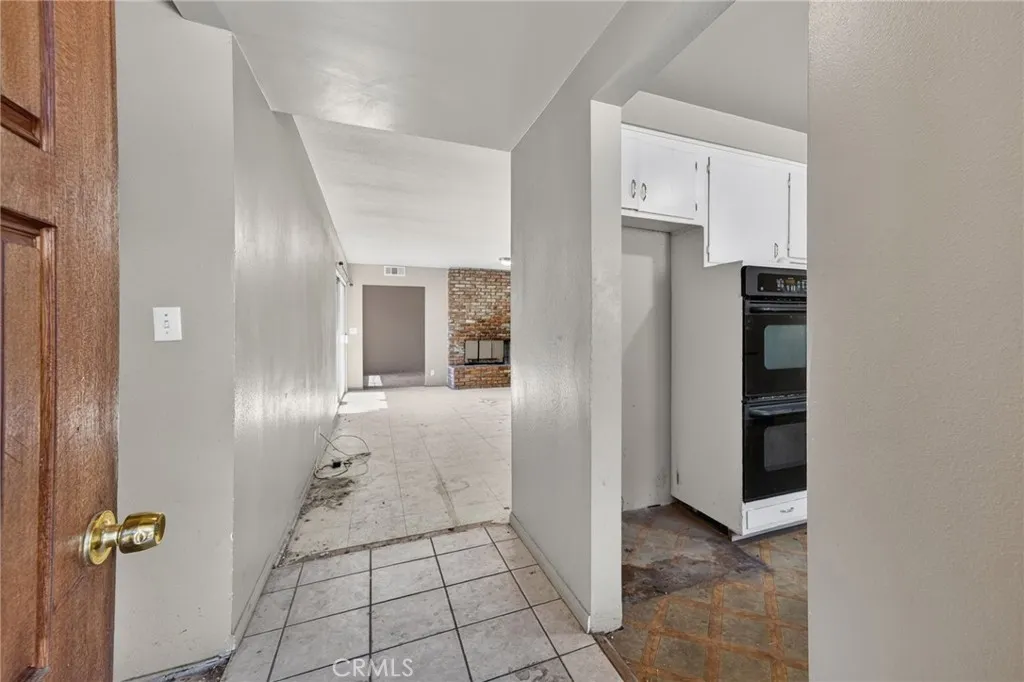 206 E Fig, Monrovia, California 91016 — photo 5