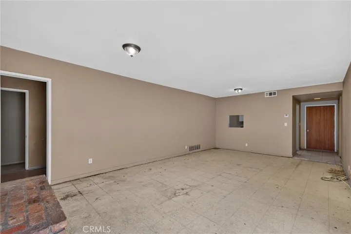 Living or Dining room can go open floor plan