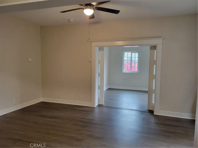 1938 Bonsallo Avenue 103, Los Angeles, California 90007