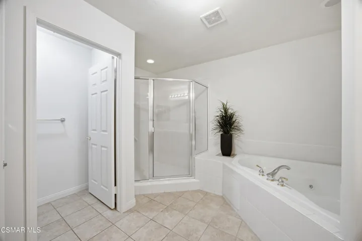Bathroom 1b original