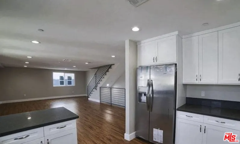 2301 Hauser Boulevard, Los Angeles, California 90016