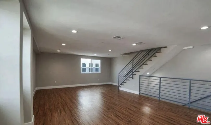 2301 Hauser Boulevard, Los Angeles, California 90016