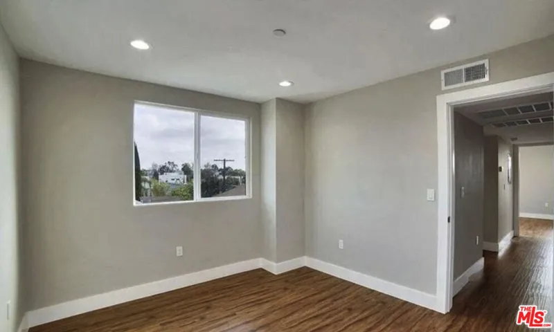 2301 Hauser Boulevard, Los Angeles, California 90016