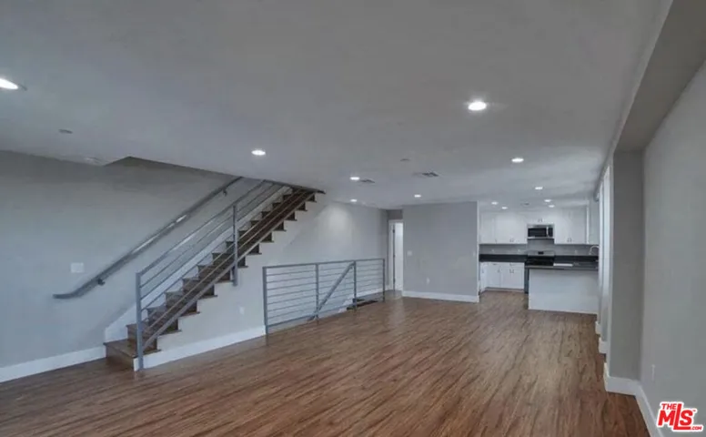 2301 Hauser Boulevard, Los Angeles, California 90016