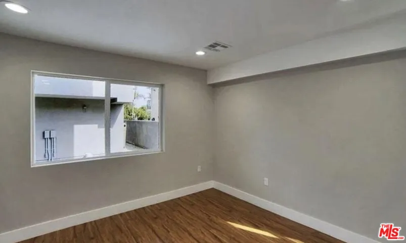 2301 Hauser Boulevard, Los Angeles, California 90016
