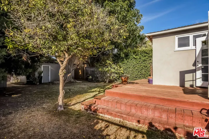 801 Brooks Avenue, Venice, California 90291