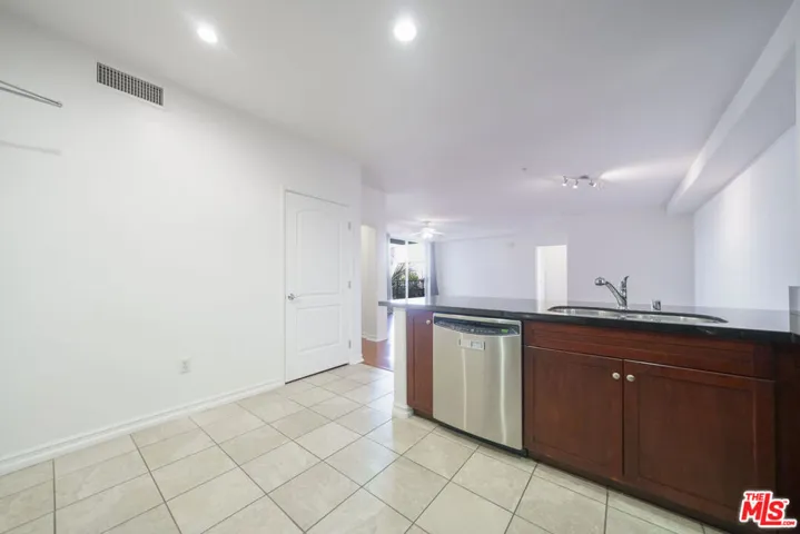 629 Traction Avenue 511, Los Angeles, California 90013