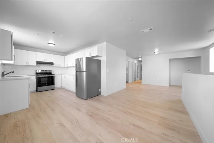 238 W 84th, Los Angeles, California 90003