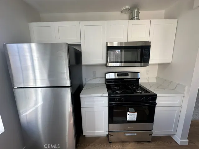 2554 Olive Drive 34, Palmdale, California 93550