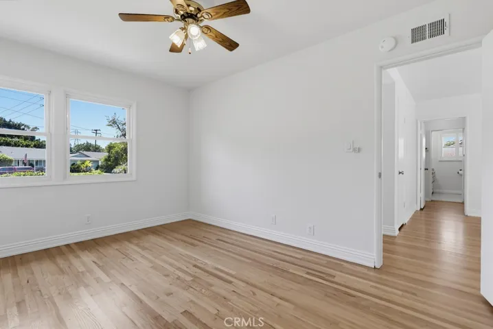 6911 E Septimo, Long Beach, California 90815