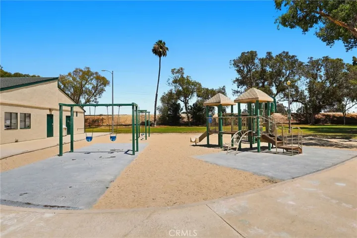 6911 E Septimo, Long Beach, California 90815