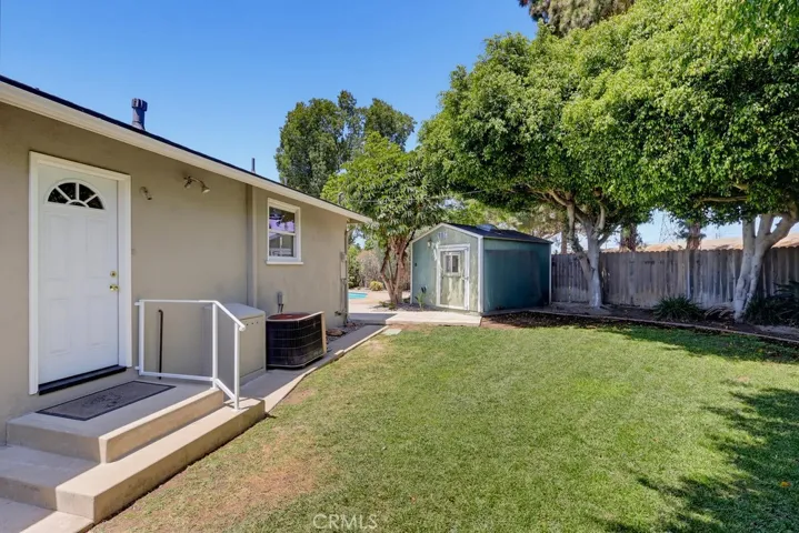 6911 E Septimo, Long Beach, California 90815