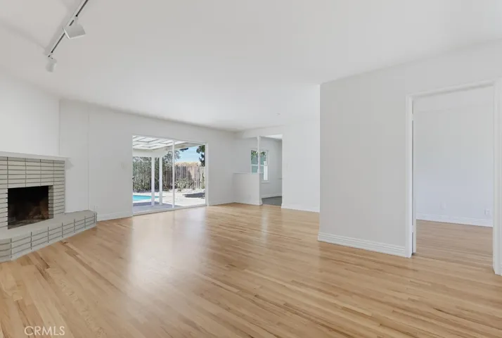 6911 E Septimo, Long Beach, California 90815
